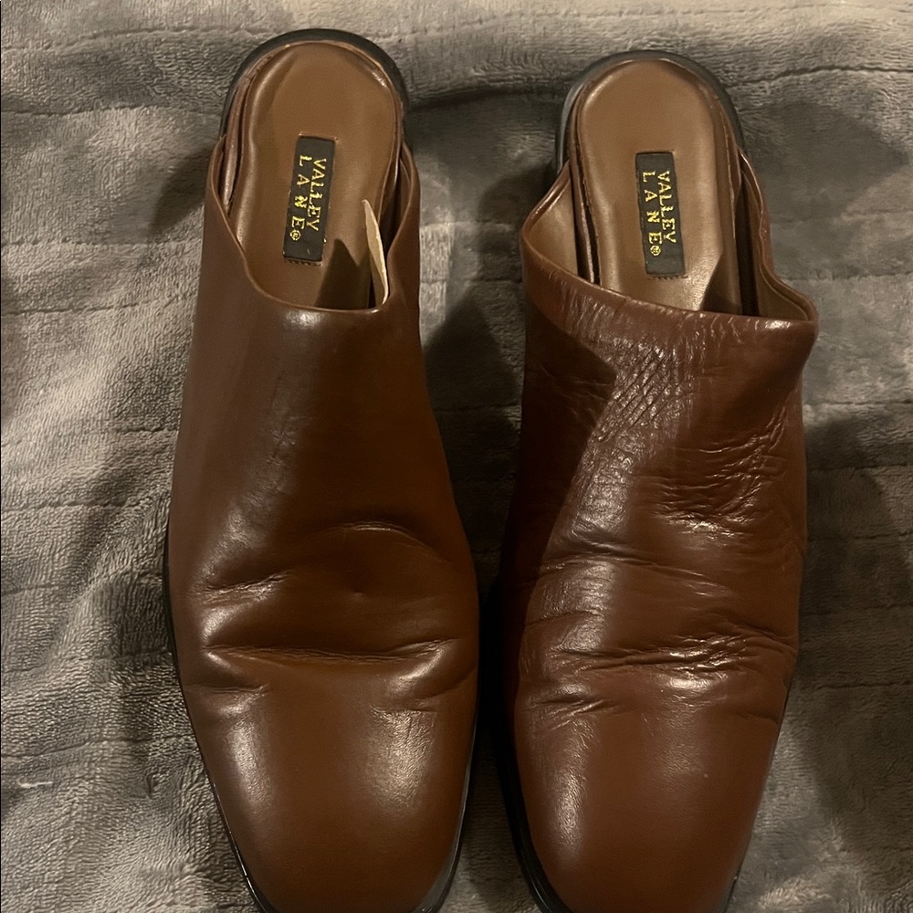 Valley Lane Women's Brown Slip-On Loafers
